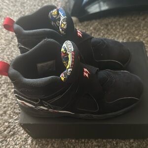 Used Jordan 8 Retro "Playoffs Toddler Shoe size 13 1/2